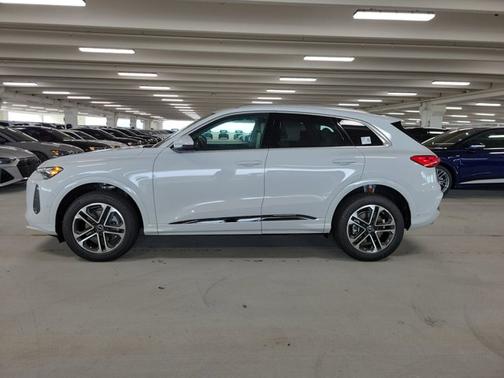 2025 Audi Q5 Premium