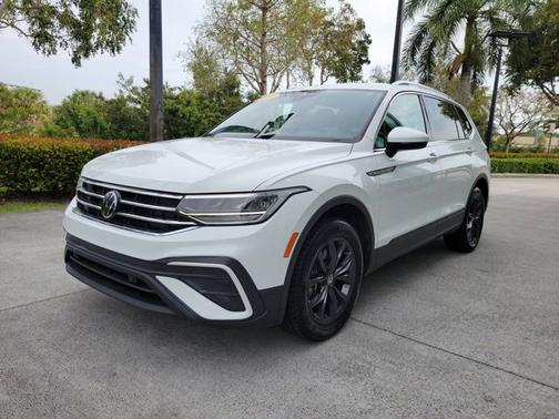 2022 Volkswagen Tiguan SE