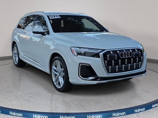 2025 Audi Q7 Premium Plus