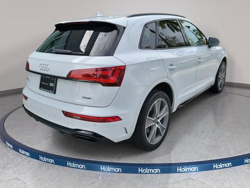 2025 Audi Q5 S line Premium