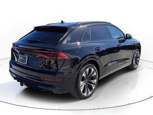 Mythos Black Metallic 2026 Audi Q8 55 Premium Plus