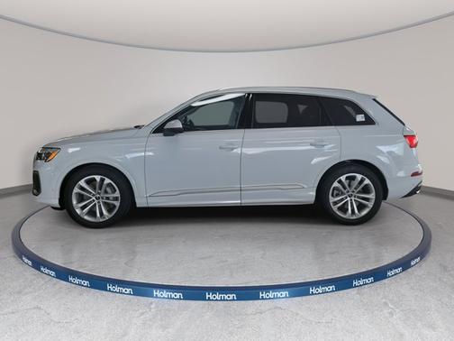 2026 Audi Q7 Premium Plus