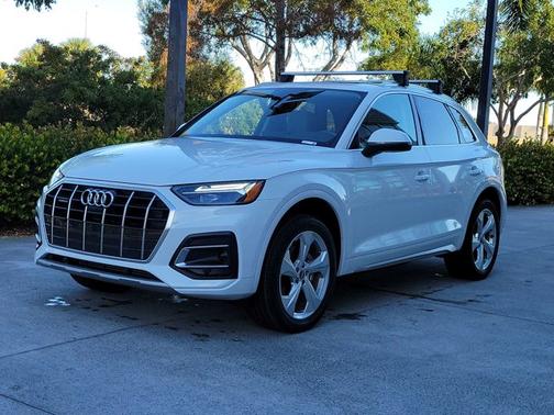2021 Audi Q5 Premium Plus