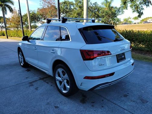 2021 Audi Q5 Premium Plus