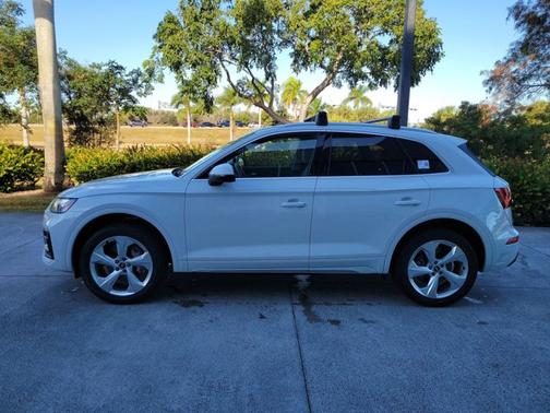 2021 Audi Q5 Premium Plus