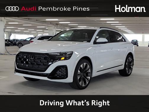 2025 Audi Q8 Premium Plus