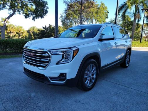 2024 GMC Terrain SLT