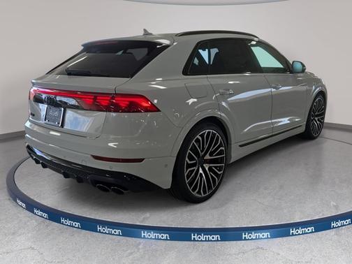 Glacier White Metallic 2026 Audi SQ8 4.0T Prestige