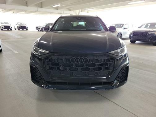 2025 Audi Q8 Premium Plus