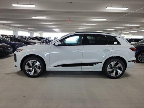 2025 Audi Q6 e-tron Premium