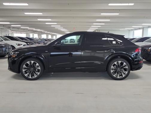 2026 Audi Q8 Premium Plus