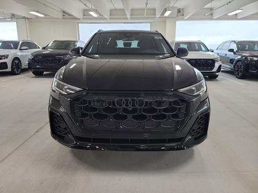 2026 Audi Q8 Premium Plus