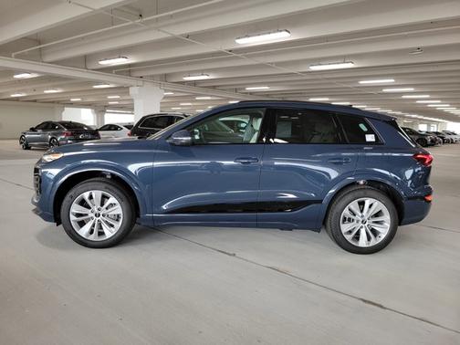 2025 Audi Q6 e-tron Premium