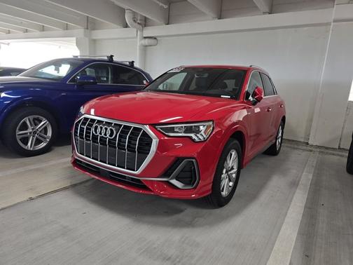 2025 Audi Q3 S line Premium