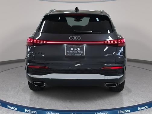 2025 Audi Q5 Premium Plus