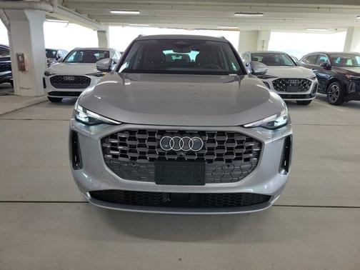 2025 Audi Q5 Premium