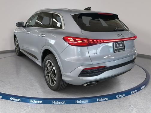 2025 Audi Q5 Premium