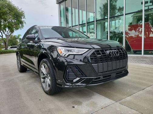 2025 Audi Q3 S line Premium