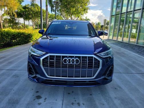 2025 Audi Q3 S line Premium