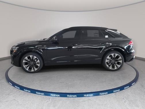 2025 Audi Q8 Premium Plus