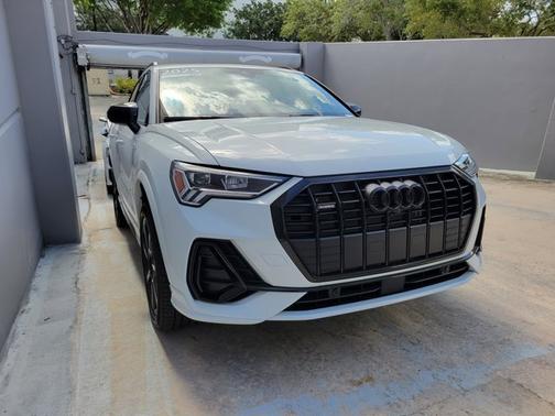 2025 Audi Q3 S line Premium Plus