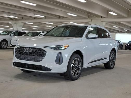 2025 Audi Q5 Premium Plus