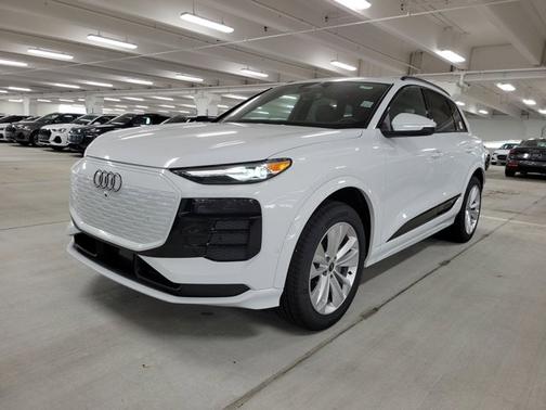 2025 Audi Q6 e-tron Premium