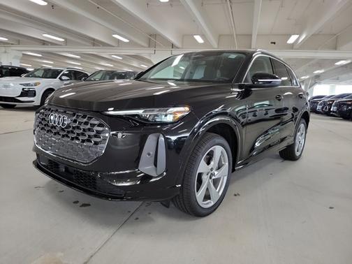2025 Audi Q5 Premium Plus