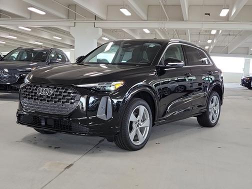 2025 Audi Q5 Premium Plus