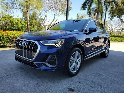 2022 Audi Q3 S line Premium Plus