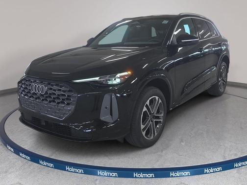 Mythos Black Metallic 2026 Audi Q5 Premium Plus TFSI quattro S tronic