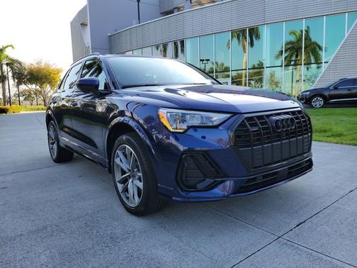 2022 Audi Q3 S line Premium