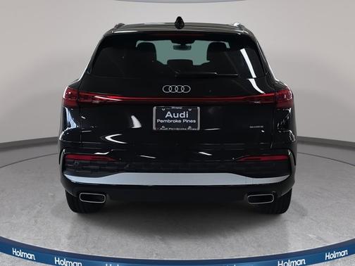 2025 Audi Q5 Premium