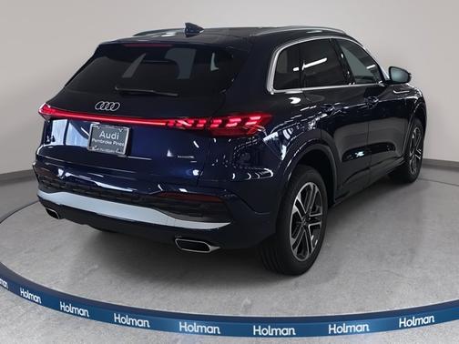 2025 Audi Q5 Premium