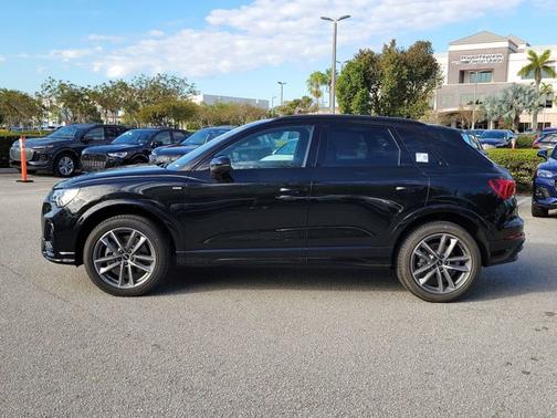 2025 Audi Q3 S line Premium