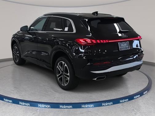 2025 Audi Q5 Premium