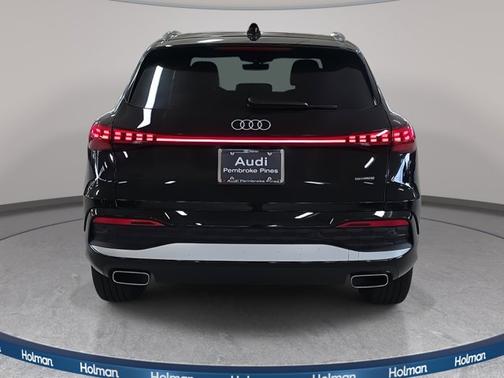 2025 Audi Q5 Premium