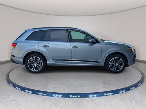 2026 Audi Q7 Premium Plus