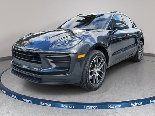 2022 Porsche Macan