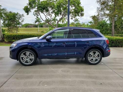 2025 Audi Q5 S line Premium