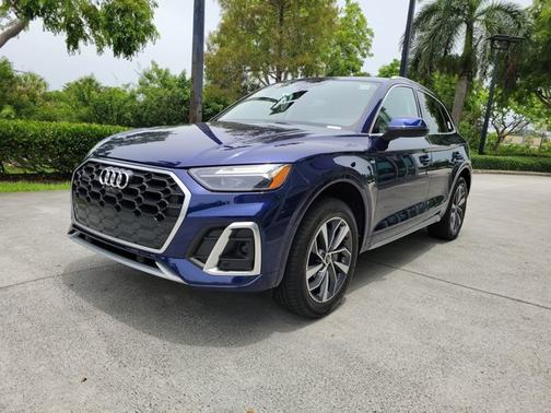 2023 Audi Q5 S line Premium Plus
