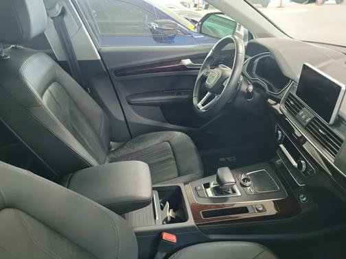2019 Audi Q5 Premium Plus