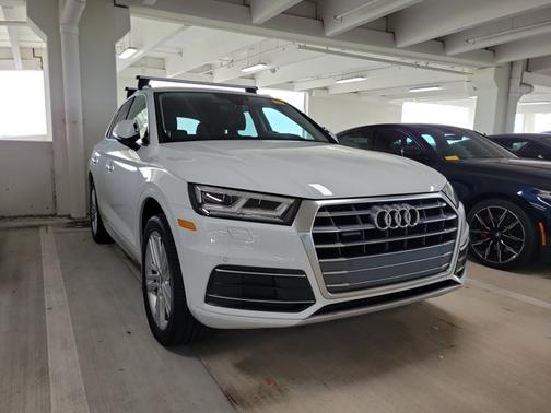 2019 Audi Q5 Premium Plus