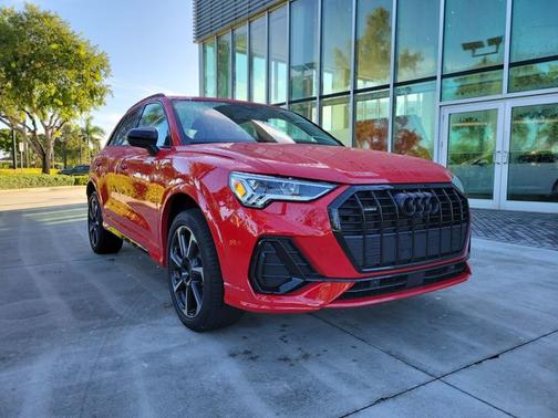2025 Audi Q3 S line Premium Plus