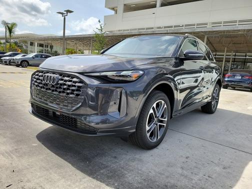 2025 Audi Q5 Premium