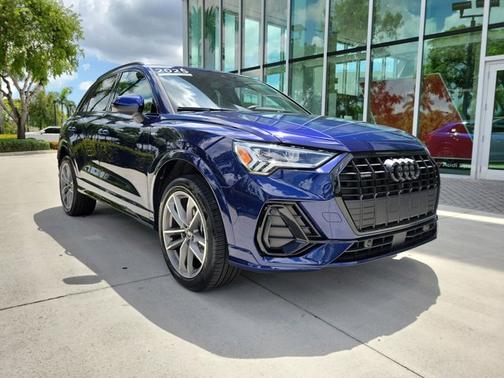 2025 Audi Q3 S line Premium