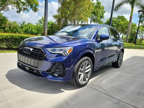 2025 Audi Q3 S line Premium