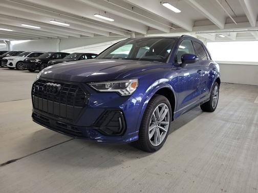 2025 Audi Q3 S line Premium