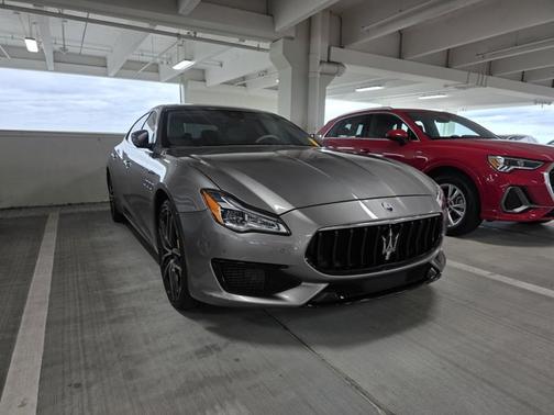 2022 Maserati Quattroporte Modena