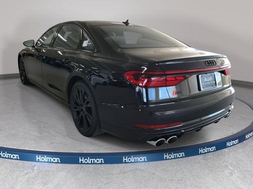 2025 Audi S8 4.0T